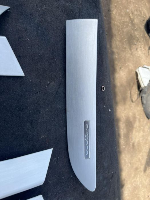 комплект 5 бр лайсни от врати за Audi A6 4f драскан алумин Sline ном 9