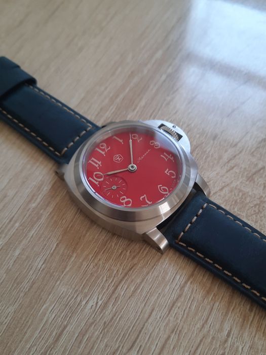 Молния-марьяж в корпусе Panerai