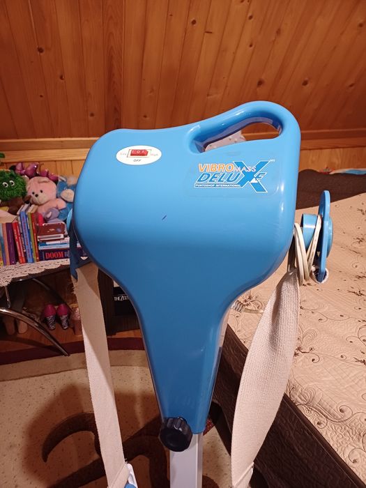 Aparat de vibromasaj