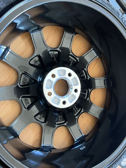 Kit Roata Rezerva Slim Noua Cayenne/ Audi Q8 Q7/ Bentayga/ Touareg CR7