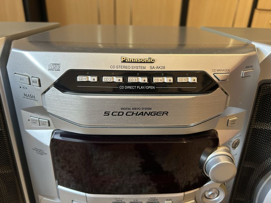 Sistem audio combina Panasonic