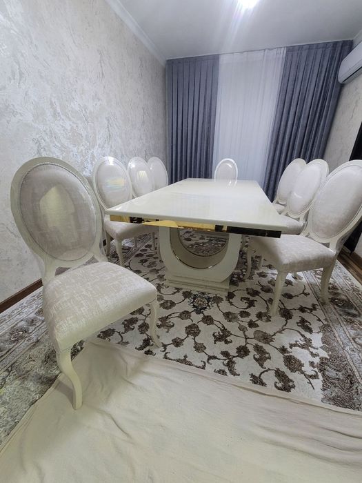 Цехтан ажойиб жозибакор стол ва стуллар