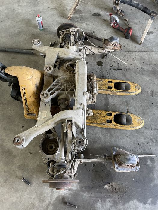 Punte spate Skoda Octavia 2 / grup / planetara / fuzeta 4 x 4