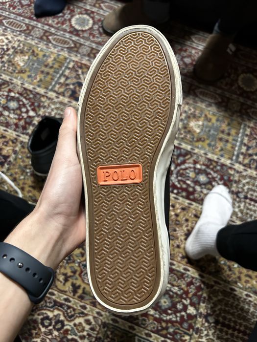 Adidasi polo isaak