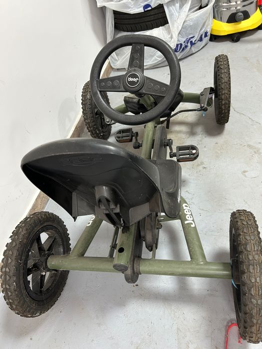 Kart pt copii Jeep