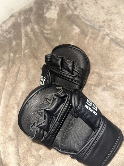 Fight Hand 99 round перчатки
