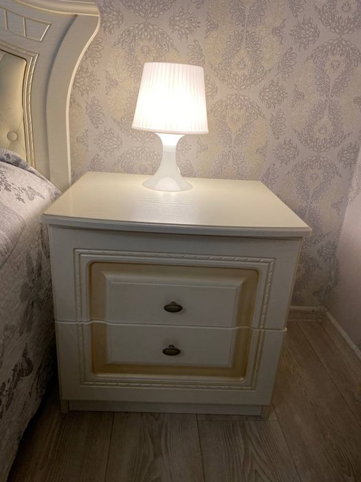 Продам спальный гарнитур