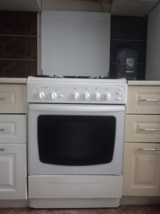 Продам газплиту Гефест