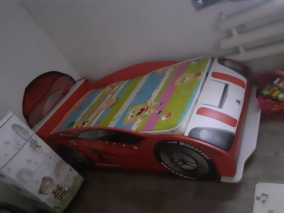 Продам Шикарную Кровать Машину