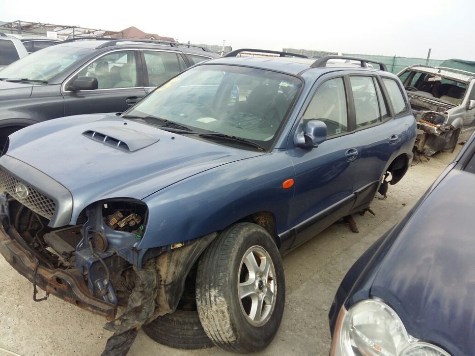 Dezmembrez hyundai santa fe 2,2crdi si 2.0 crdi 2001-2010