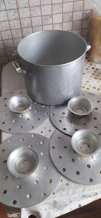 Советская мантоварка