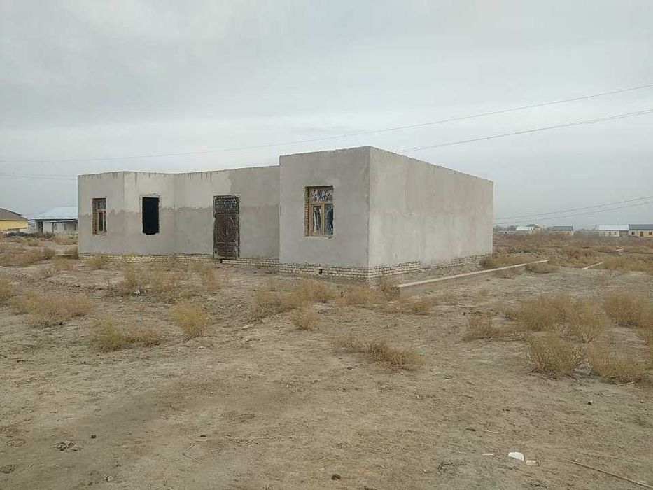 Хива туман Коракум МФЙда жами 1300 кв турар жой сотилади