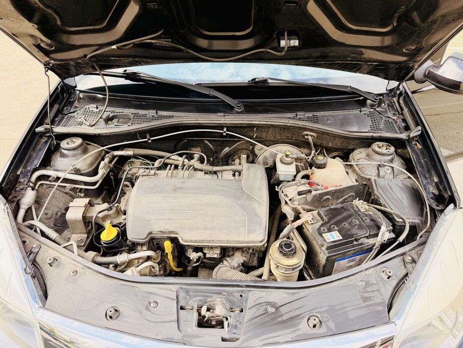Dacia Sandero 2012, 1.2 benzina, consum mic