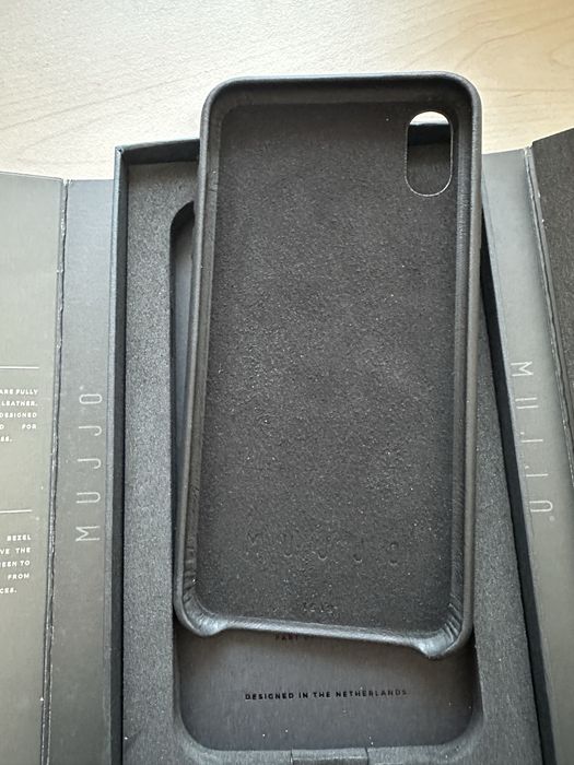 Кейс за Iphone xs max
