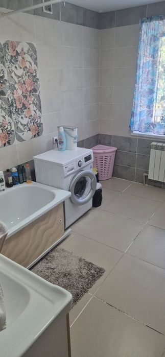 Продам 4х комнатную квартиру