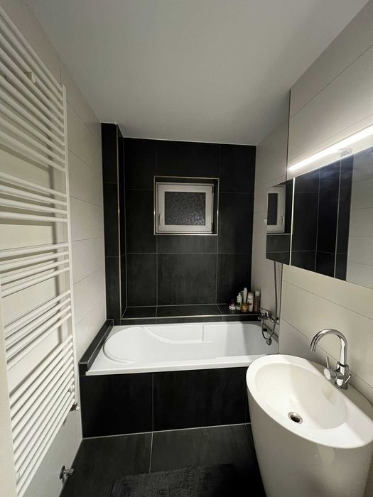 Vand studio zona Coresi