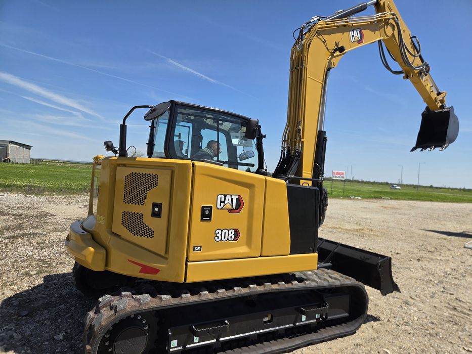 Închiriem excavator nou Caterpillar CAT 308, 9 tone