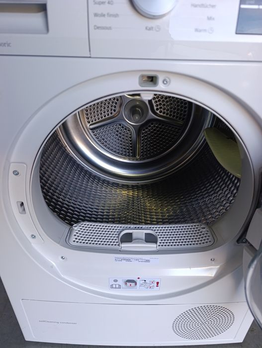 Сушилня SIEMENS IQ 500 Термопомпа 8кг