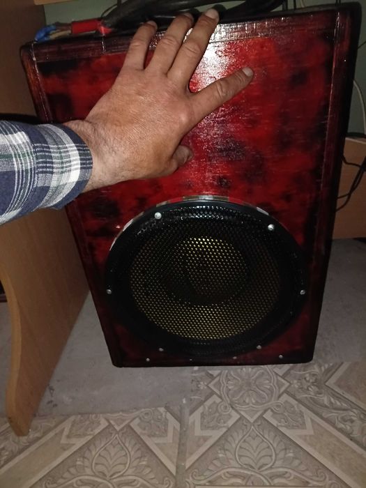 СабуферHertz ¤12.700watt