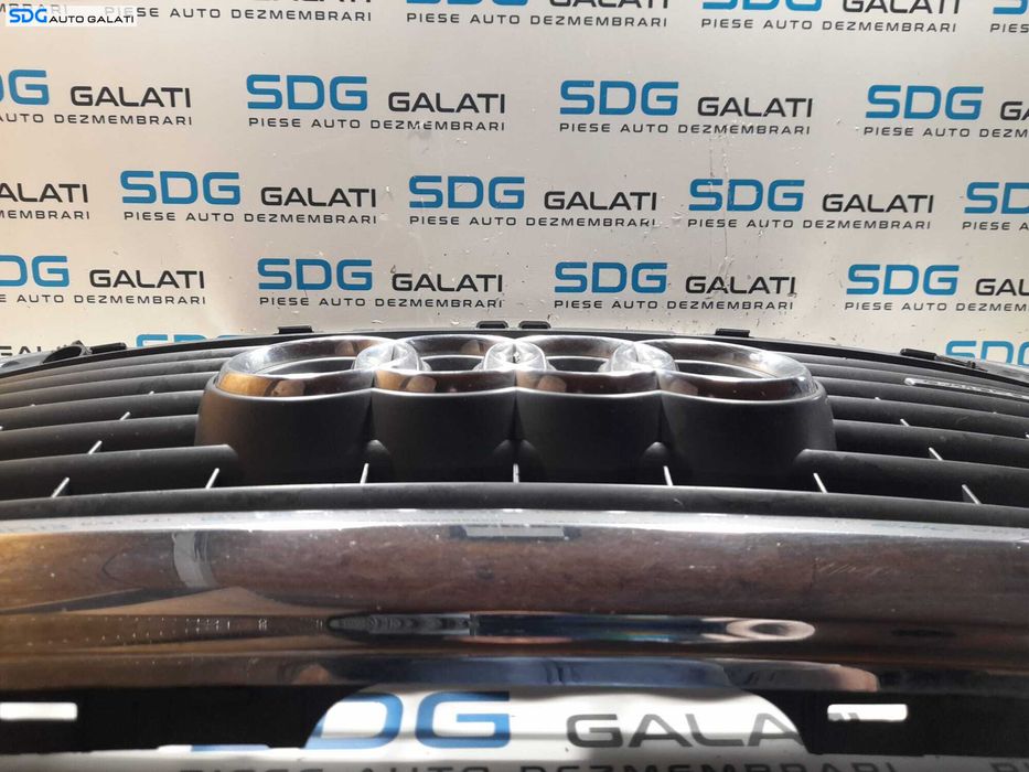 Grila Centrala cu Emblema Sigla de pe Bara Spoiler Fata Audi A6 4F C6 2005 - 2011 Cod 4F0853651 [N0136]