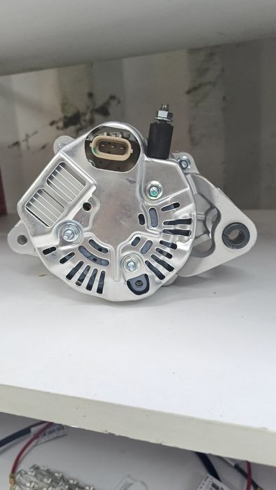 Генератор Toyota Karina E,Korolla