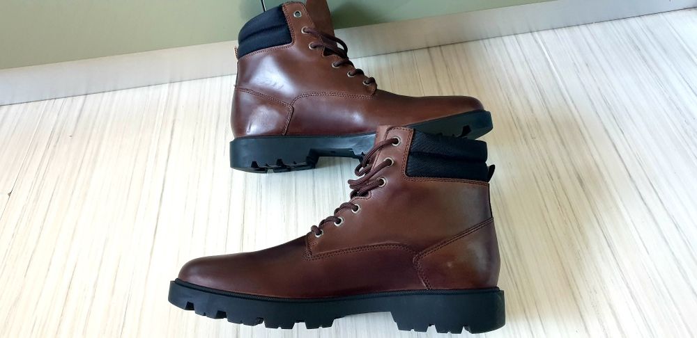 Hugo Boss Leather  / 45/29 - 29.5 см. НОВО! ОРИГИНАЛ! Мъжки Обувки!