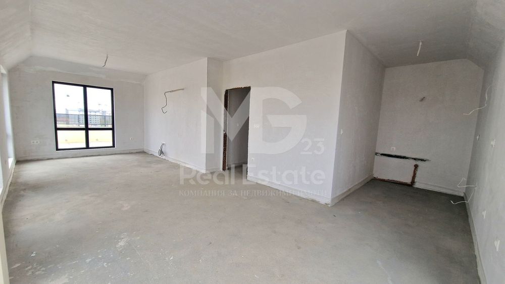 Продава се Четиристаен апартамент в Пловдив, Христо Смирненски - 241 кв.м за 603 €/кв.м - Снимка #2