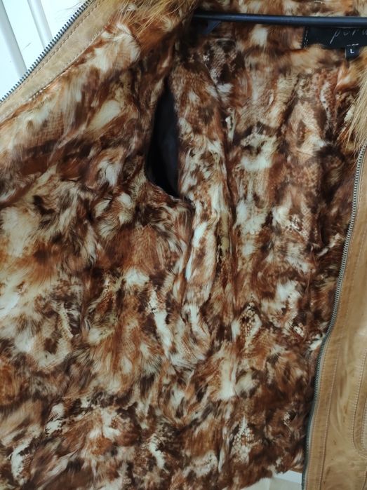 Кожено яке L размер