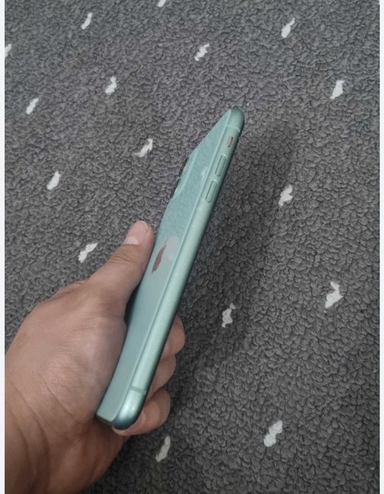 Iphone 11 хорошом состояние