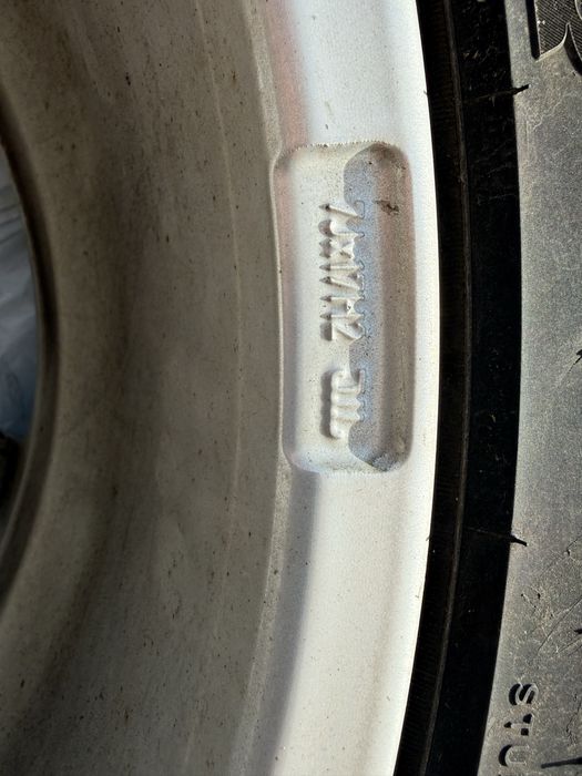 Vand jante aliaj Dezent 17" 215/65/R17 compatibile Volkswagen Tiguan/Skoda