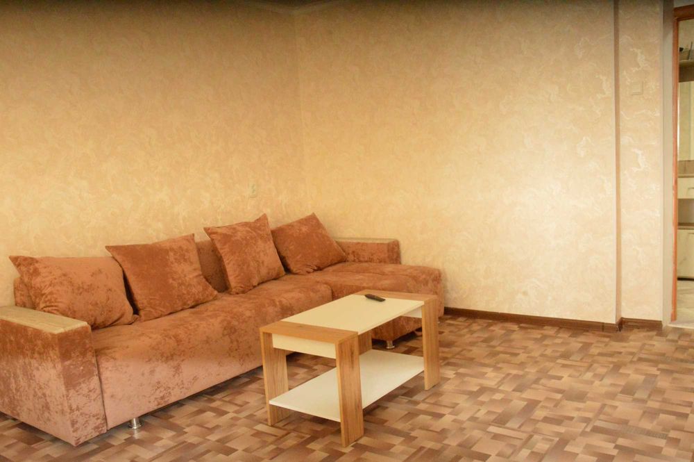 Сдается 4х комнатная квартира посуточно