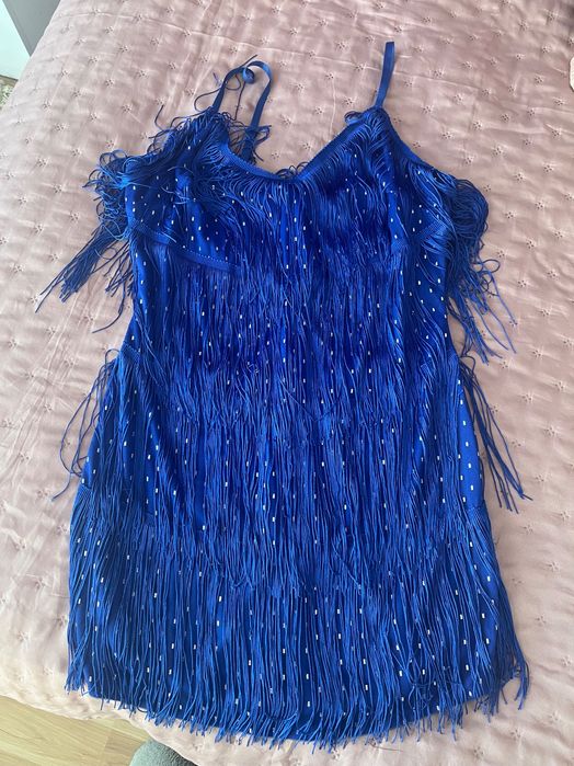 Рокля синя на ресни