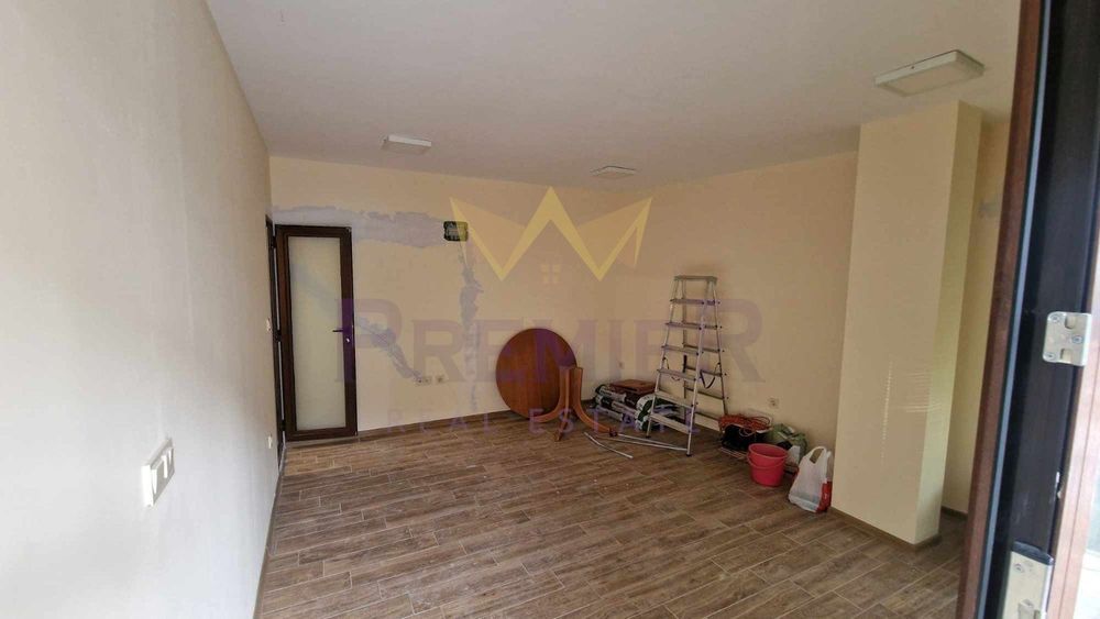 Продава се Магазин в Созопол - 50 кв.м за 1100 €/кв.м - Снимка #2