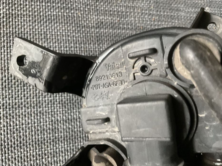 Audi A4 B7 Valeo - оригинални халогени