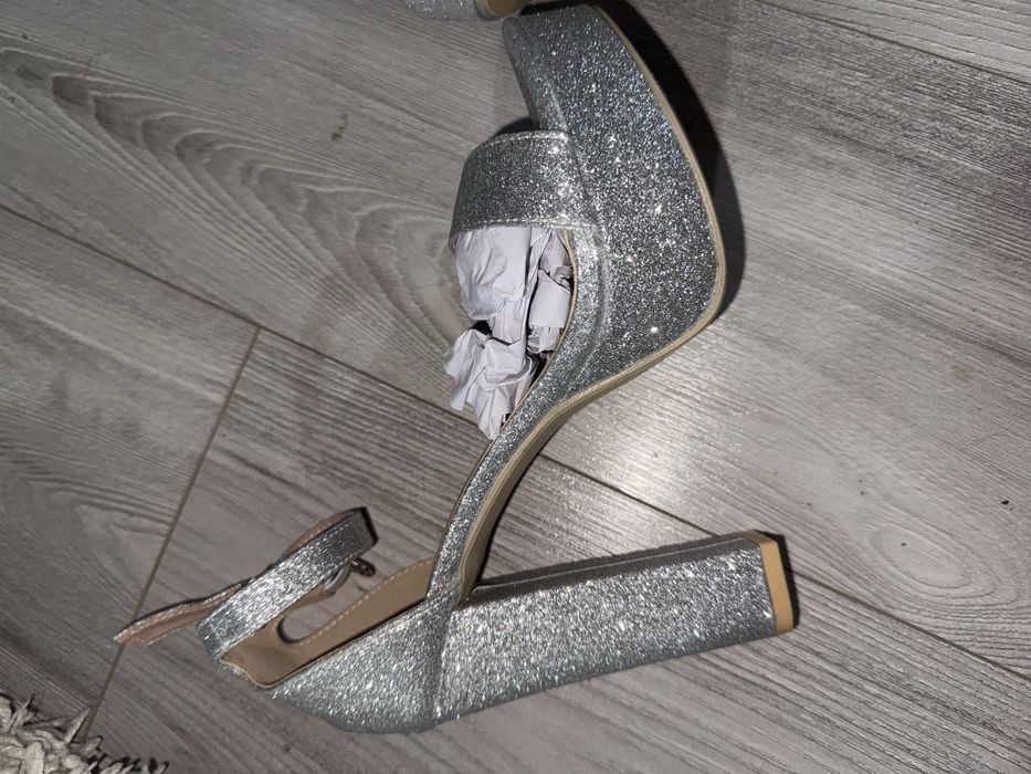 pantofi cu platforma
