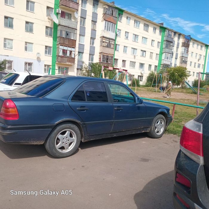 Продам машину Мерседес  С180