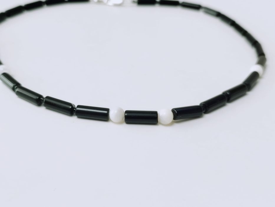 Vechi colier din argint 925 cu margele din onix negru si onix alb