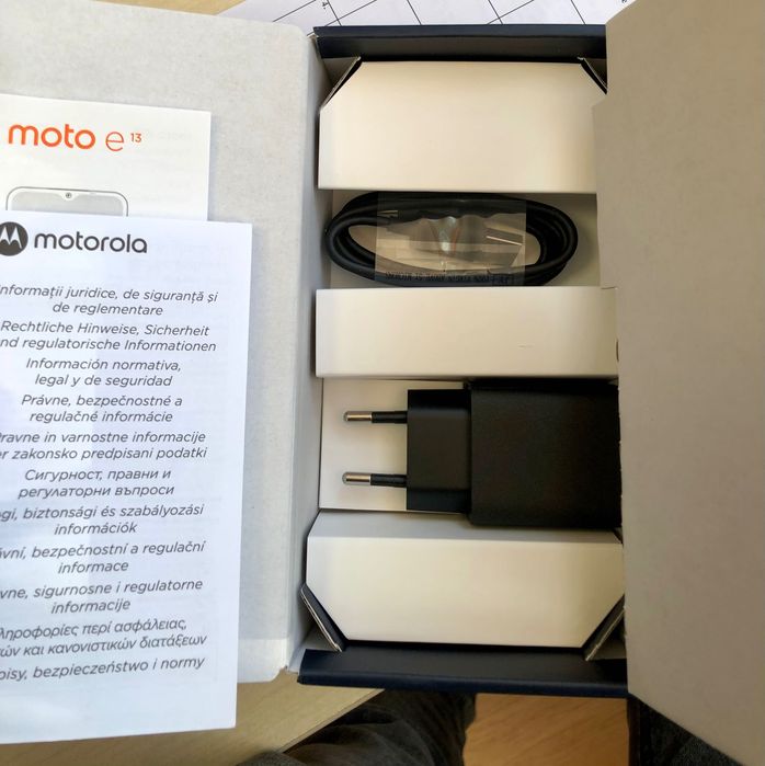 Смартфон MOTOROLA E13