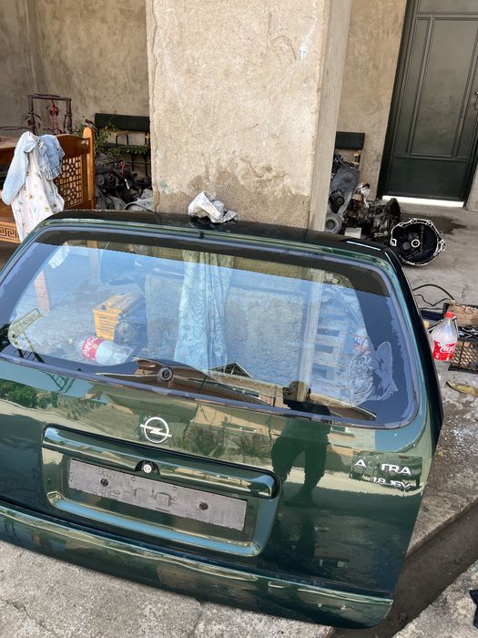 Астра ж  уныверсал багаж двер