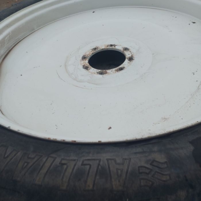 Set 4 roti inguste pentru tractor