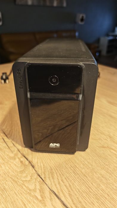 UPS APC 1200VA/650W