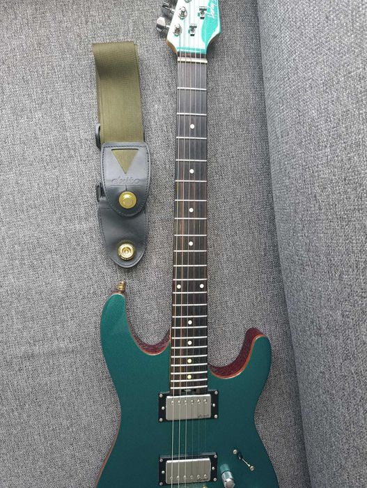 Harley Benton Fusion-III HH EB OCT + калъф – почти нова, отлично оборудвана