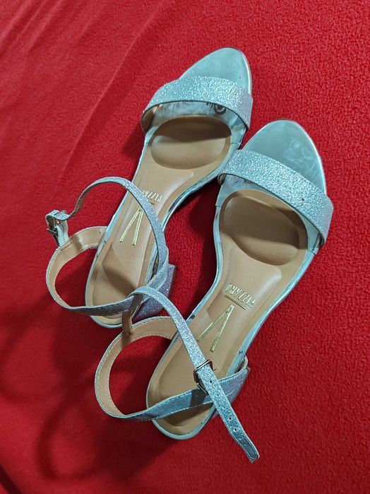 Sandale elegante,pentru ocazii festive