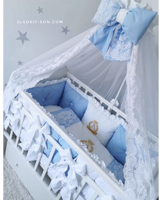 Продам комплект для детской кроватки