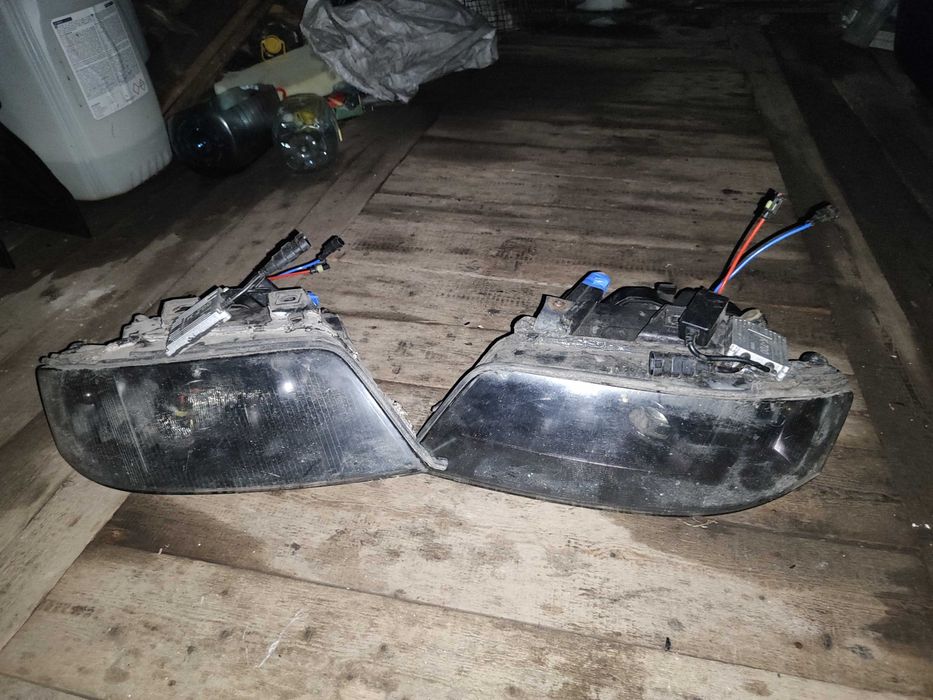 Фары Ауди а6с5  и ксинон