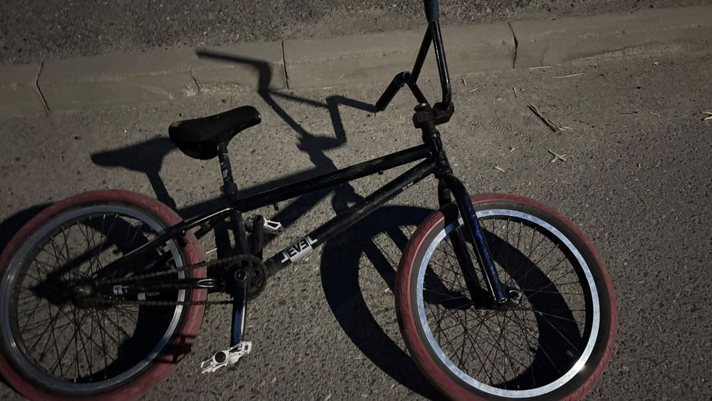 bmx tech team level