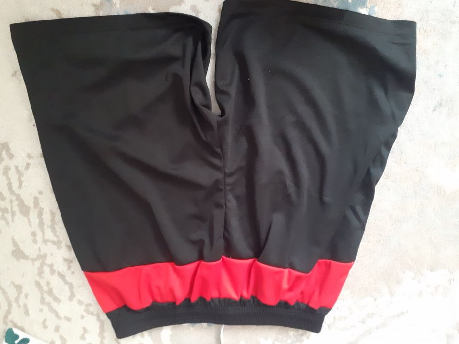 Футбольная форма Милан новый