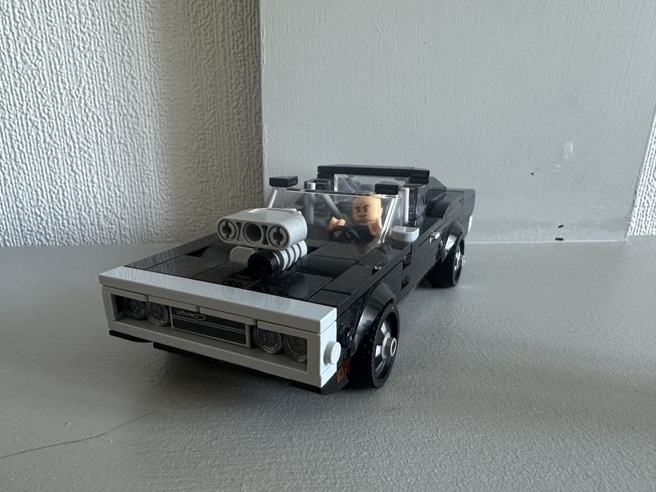 Dodge Charger 42111