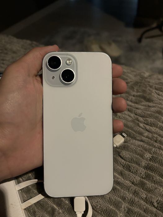 IPhone 15 84% / Айфон 15 84%