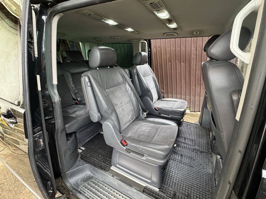 VW Multivan HighlineT5 Facelift 2.0 TDI 180 CP biturbo 7 locuri